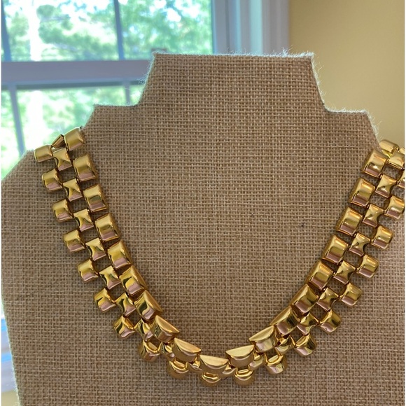 Avon Vintage Gold Tone Link Necklace‎ - Picture 1 of 8